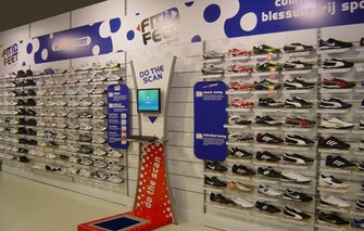 sportschoenen_wand_winkel_decoratie_2